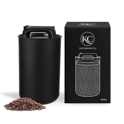 KC Kitchen & Co. Kaffeedose luftdicht für 1 kg Kaffeebohnen – Edelstahl Vorratsdose mit Vakuumdeckel & Aromaverschluss – Aufbewahrungsdose für Kaffee, Tee, Zucker, Müsli Schwarz Matt (2800 ml)