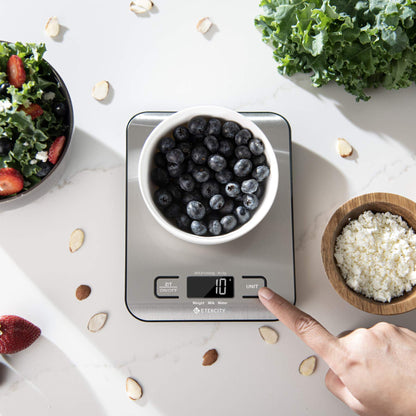 ETEKCITY Küchenwaage Digital - Edelstahl 304 - Lebensmittelgeeignete Waage Küche - Leicht zu Reinigen - Feinwaage mit Beleuchtetem LCD-Klare und gut Lesbare Kithchen Scale - 5 KG-1g - Edelstahl-Silber